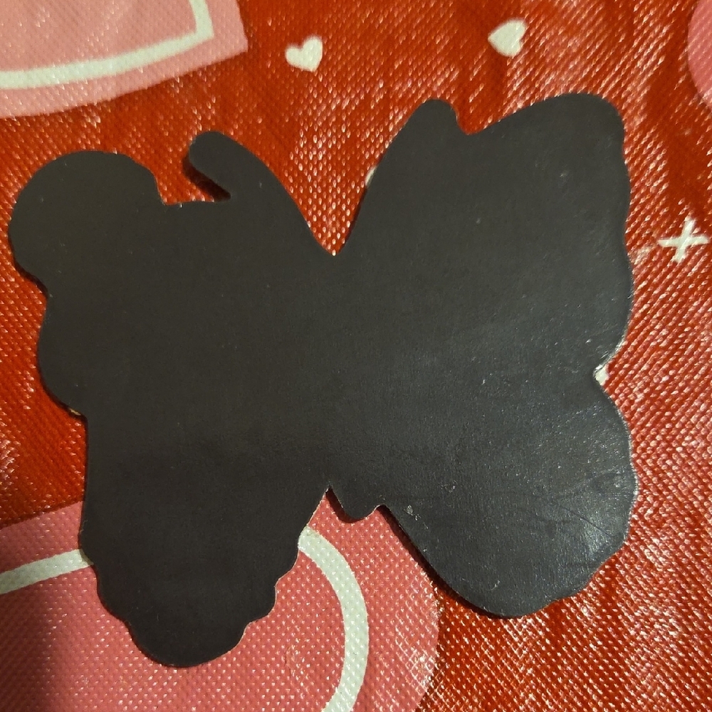 Handmade Butterfly Rhinestone Magnet - Picture 3 of 3